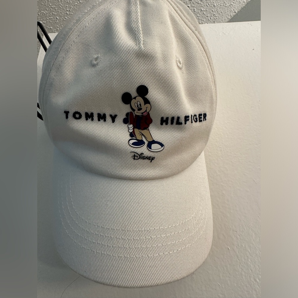 #mickeymouse #disney #tommyhilfiger baseball cap